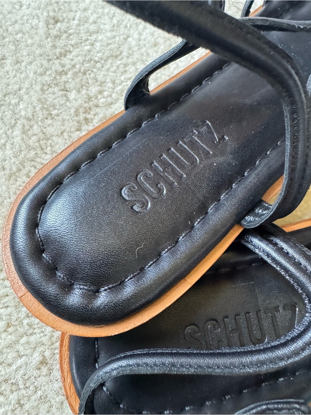 ❣️NWOB❣️Schultz Black Octavia Flat Leather Sandals - Picture 2 of 10
